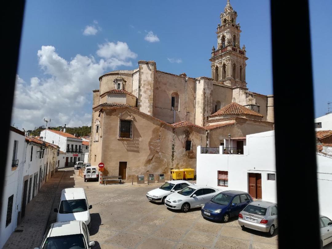 Buhardilla Rustica Mirando A Santa Catalina Apartment Jerez De Los Caballeros Bagian luar foto