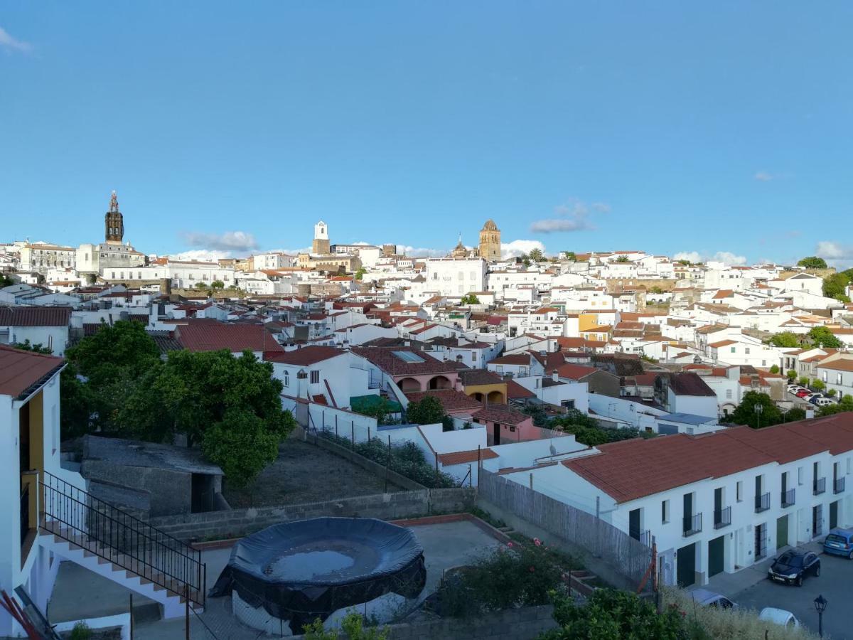 Buhardilla Rustica Mirando A Santa Catalina Apartment Jerez De Los Caballeros Bagian luar foto